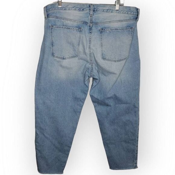 Old Navy Women's High-Waisted Button-Fly Slouchy Taper Cut-Off Non-Stretch Ankle - Picture 5 of 9